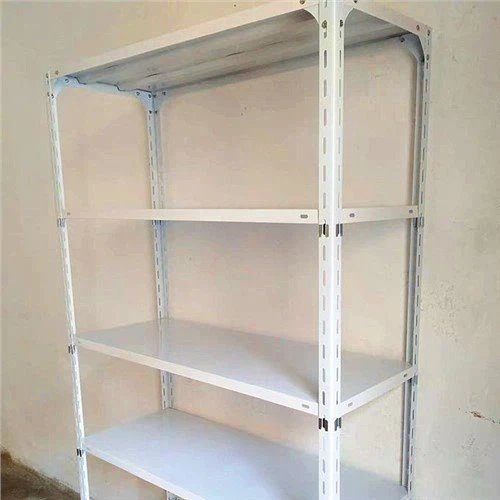 Kệ góc có cắm