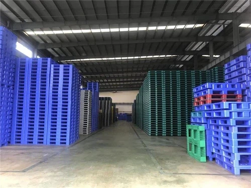 Bài kiểm tra thả pallet nhựa